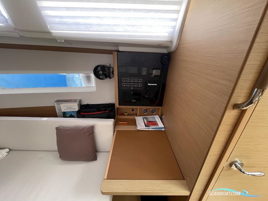 Jeanneau Sun Odyssey 380