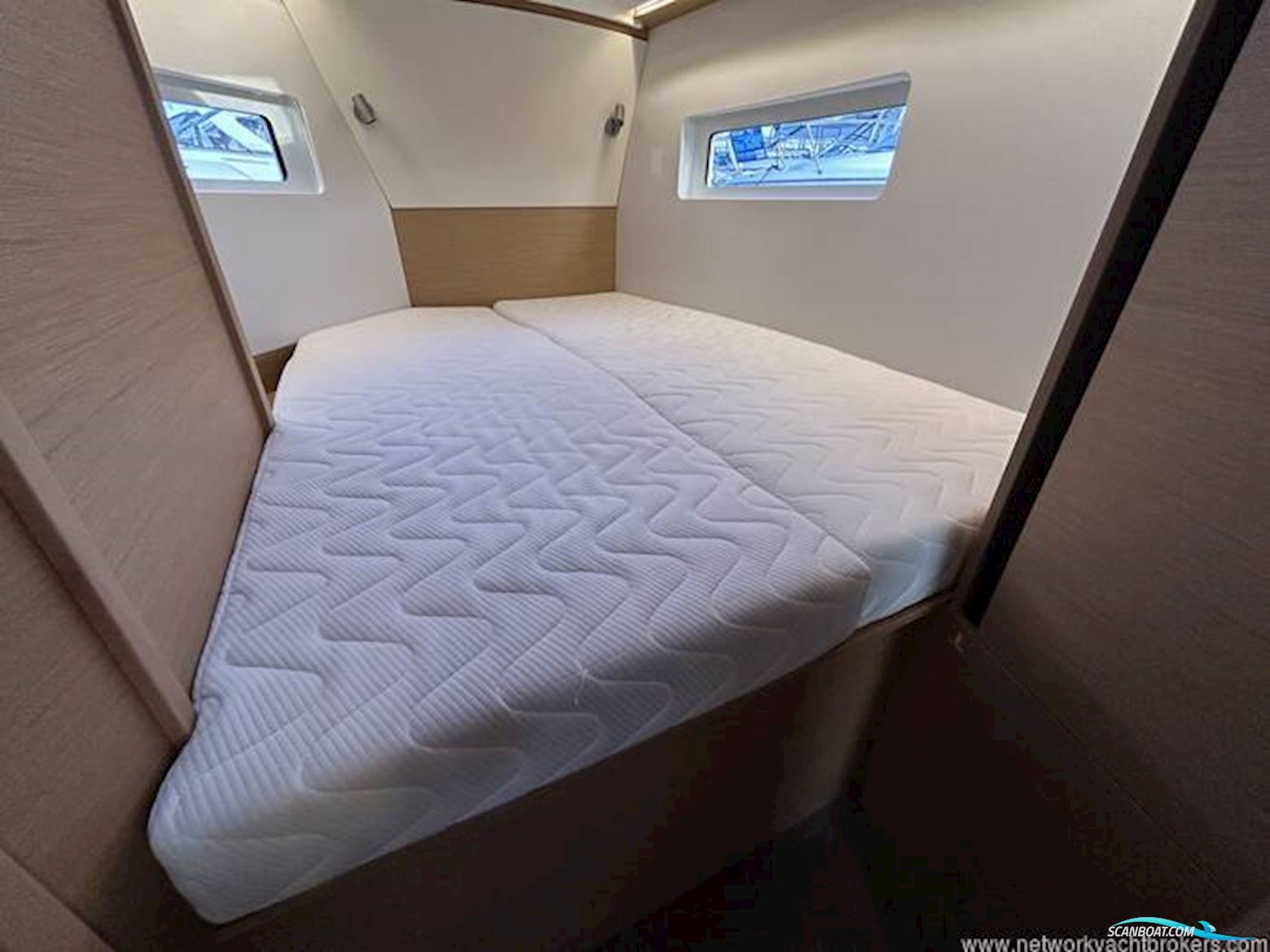 Jeanneau Sun Odyssey 380