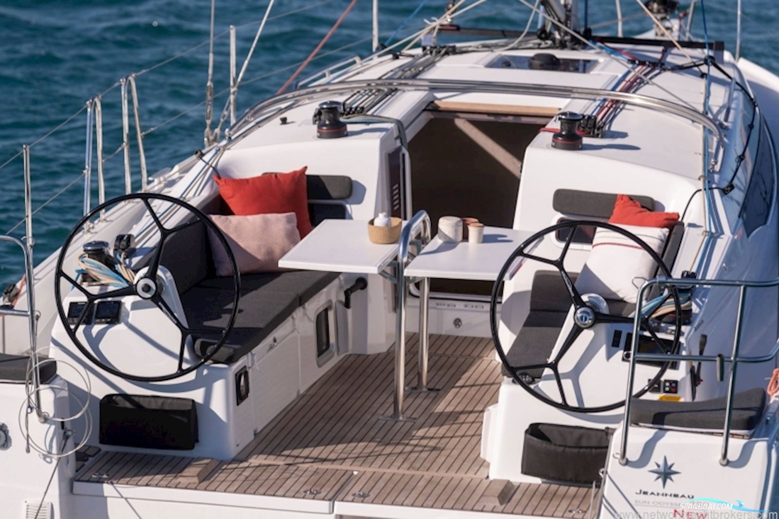 Jeanneau Sun Odyssey 380
