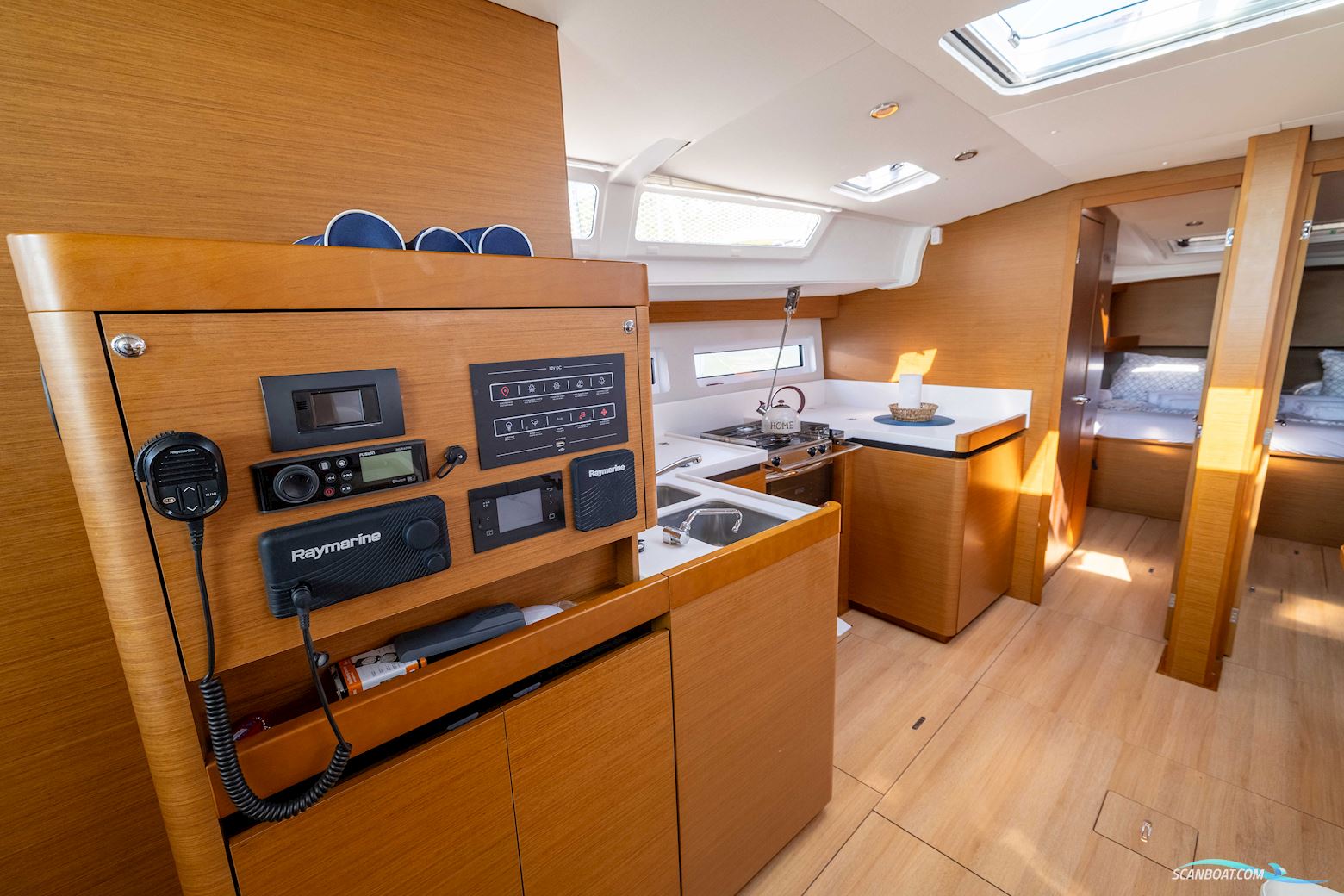 Jeanneau Sun Odyssey 380