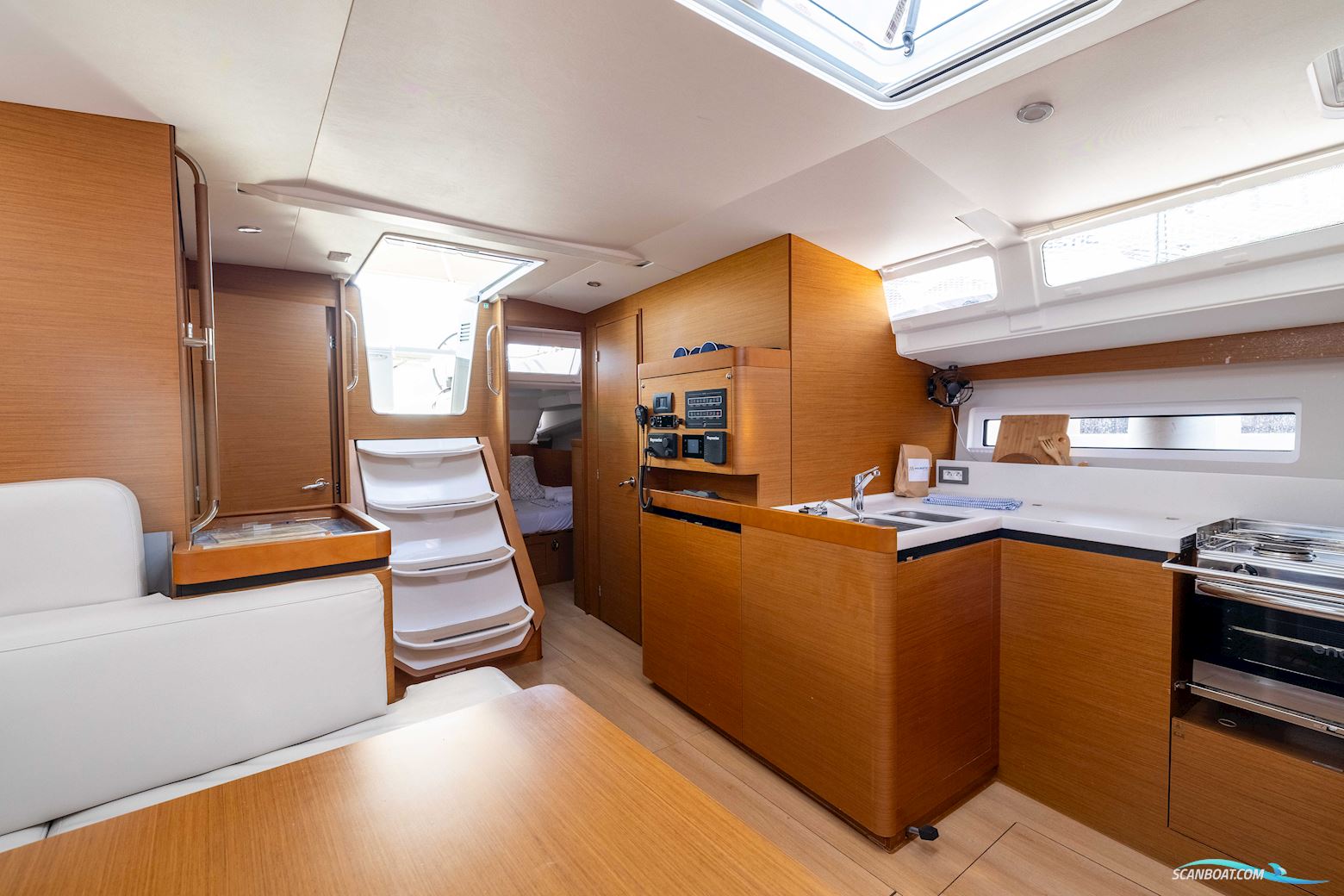 Jeanneau Sun Odyssey 380