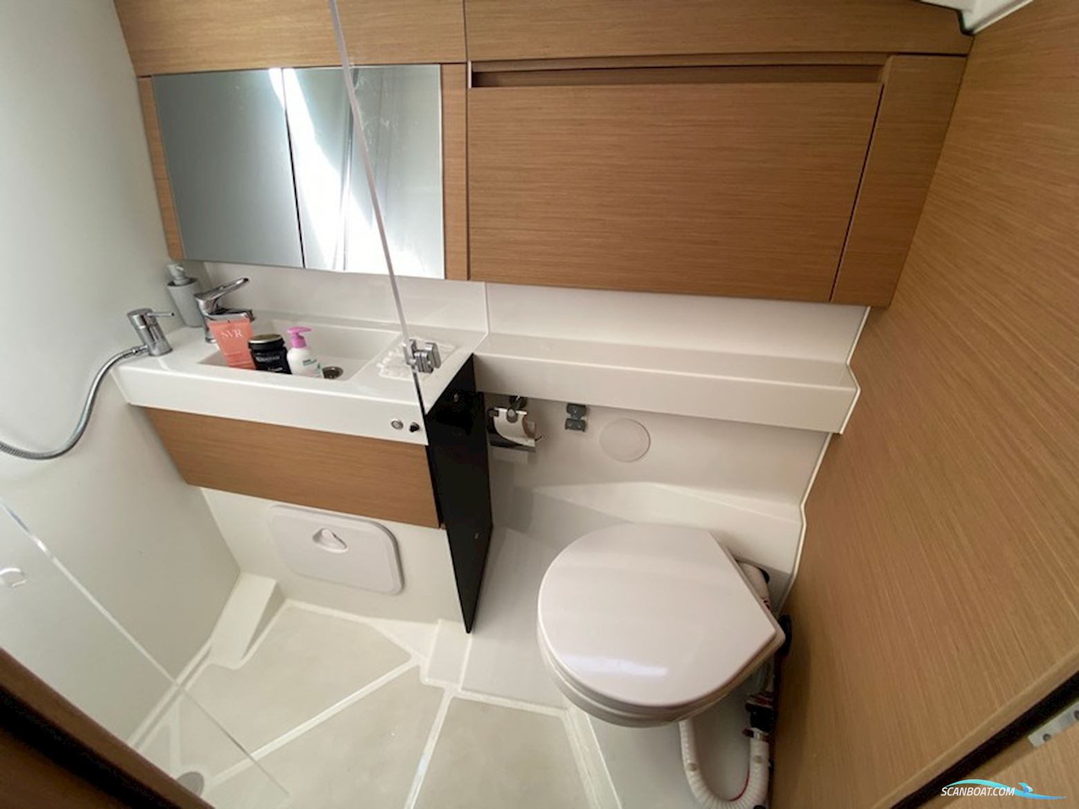 Jeanneau Sun Odyssey 410