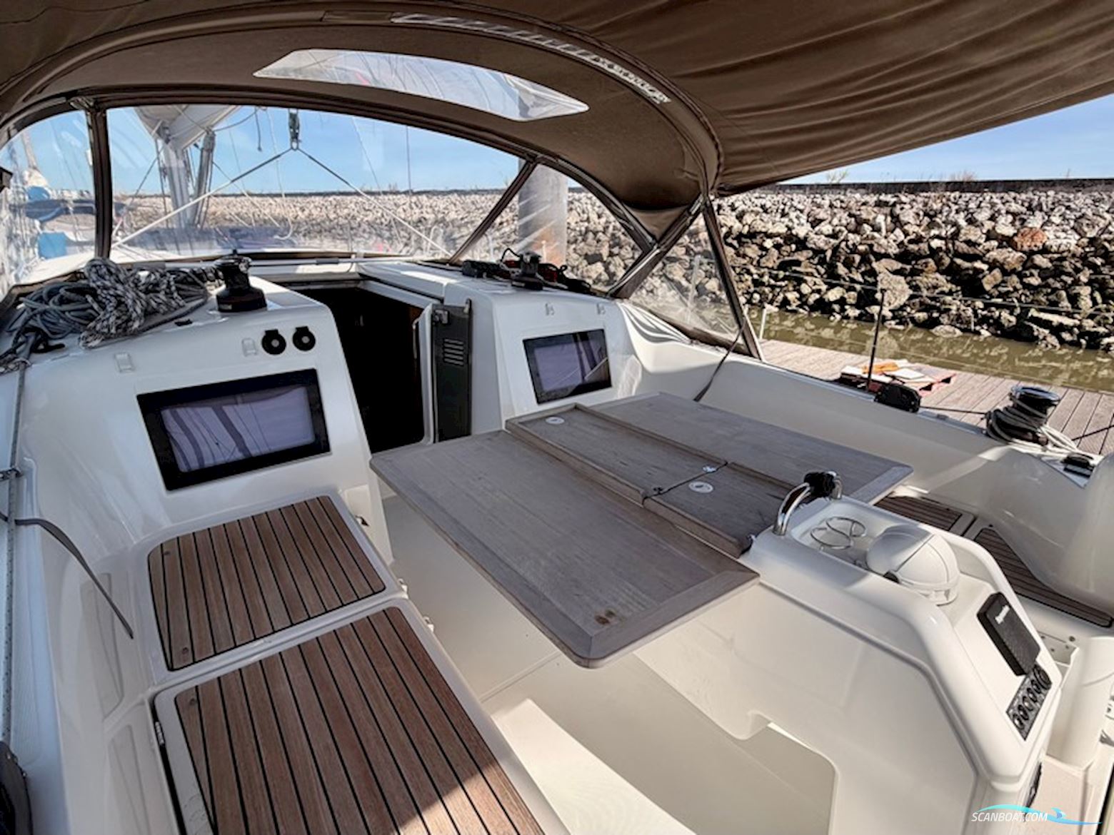 Jeanneau Sun Odyssey 410