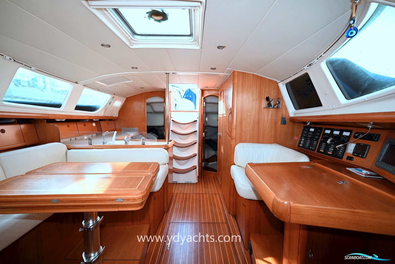 Jeanneau Sun Odyssey 43 DS Legende