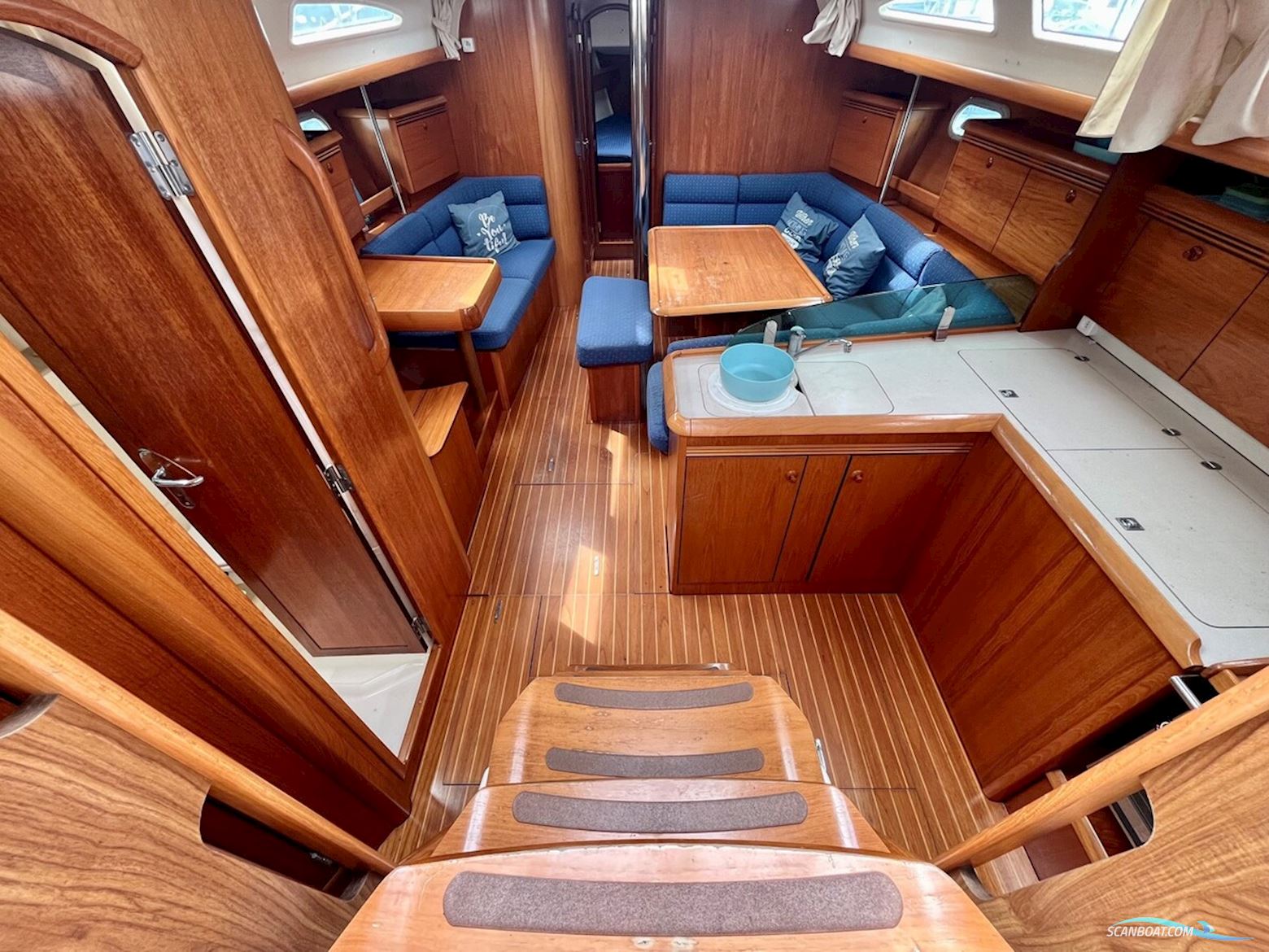 Jeanneau Sun Odyssey 43