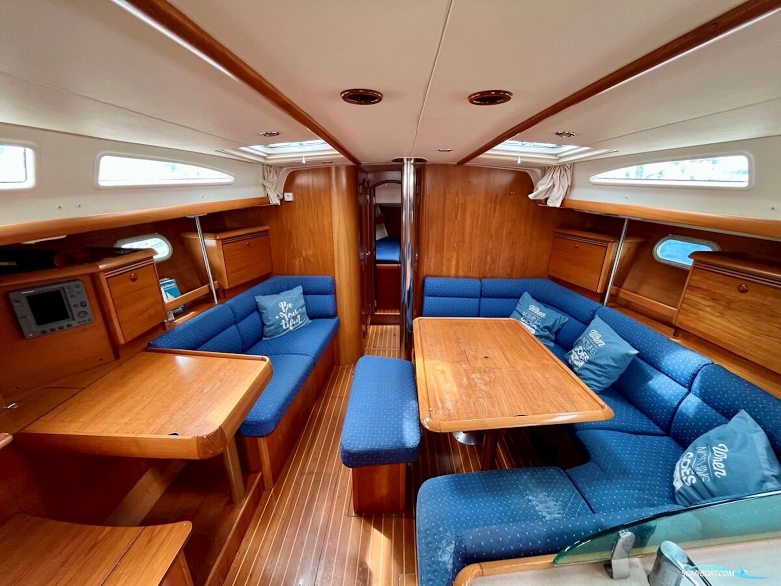 Jeanneau Sun Odyssey 43