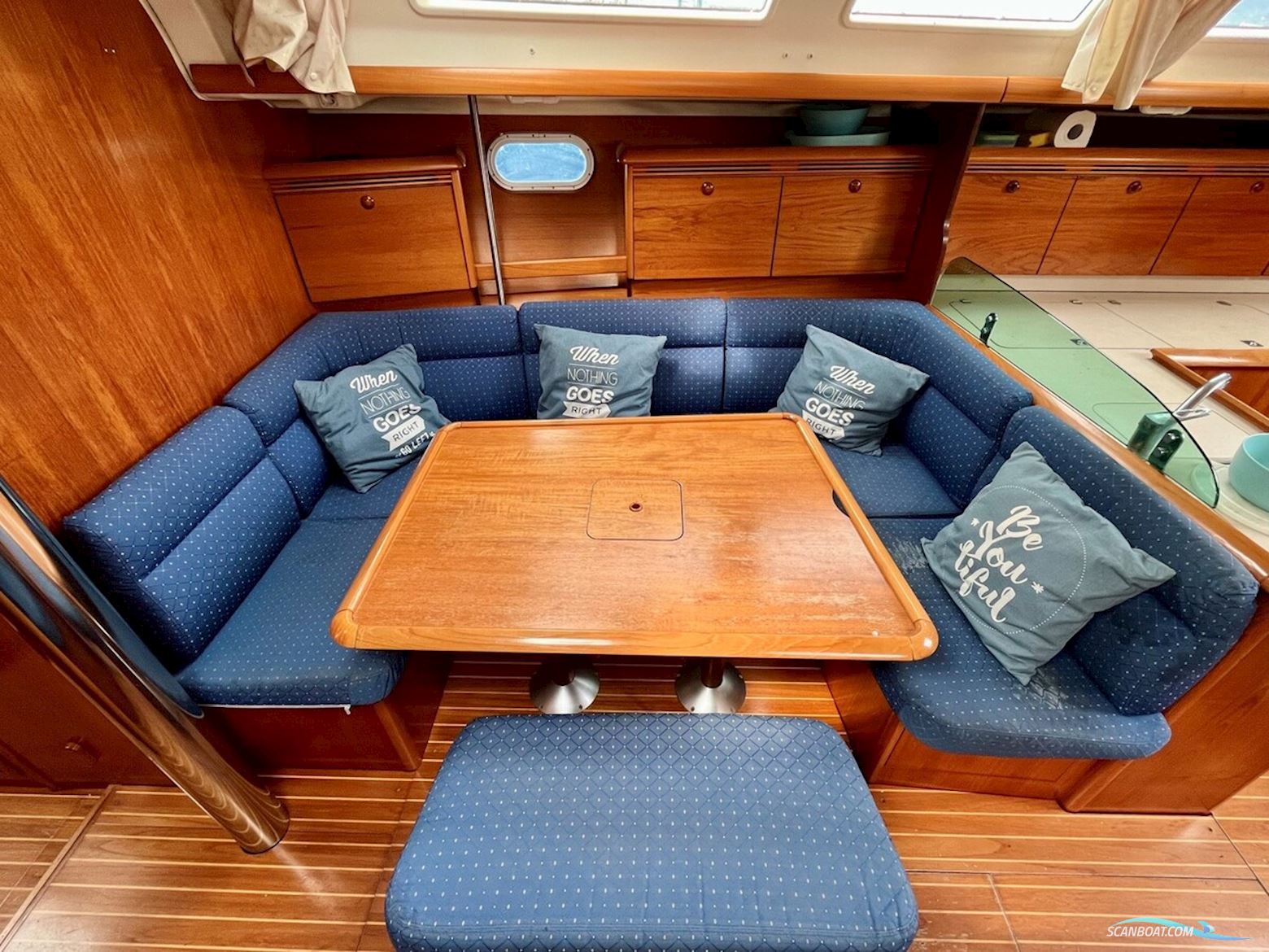 Jeanneau Sun Odyssey 43