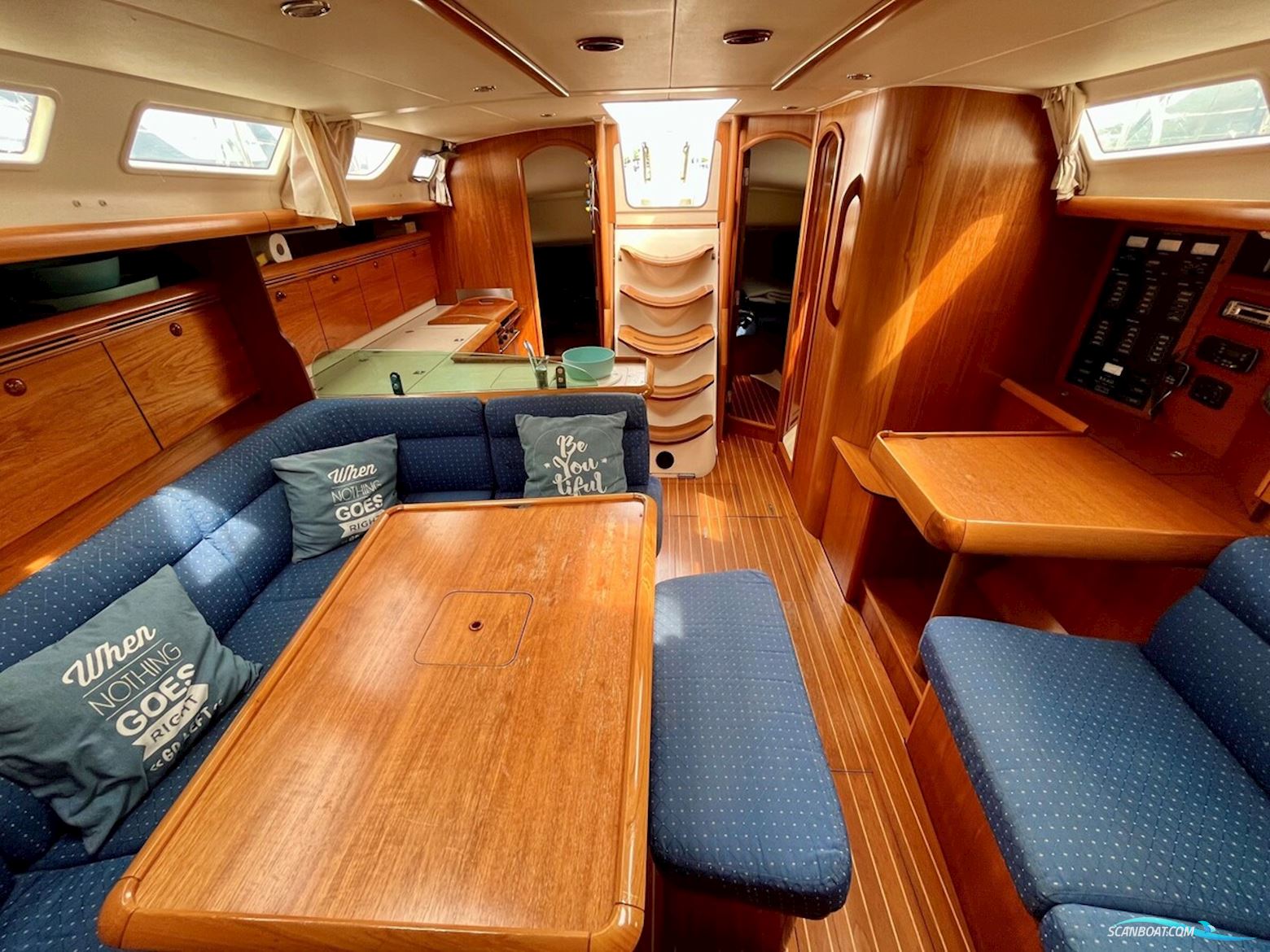 Jeanneau Sun Odyssey 43