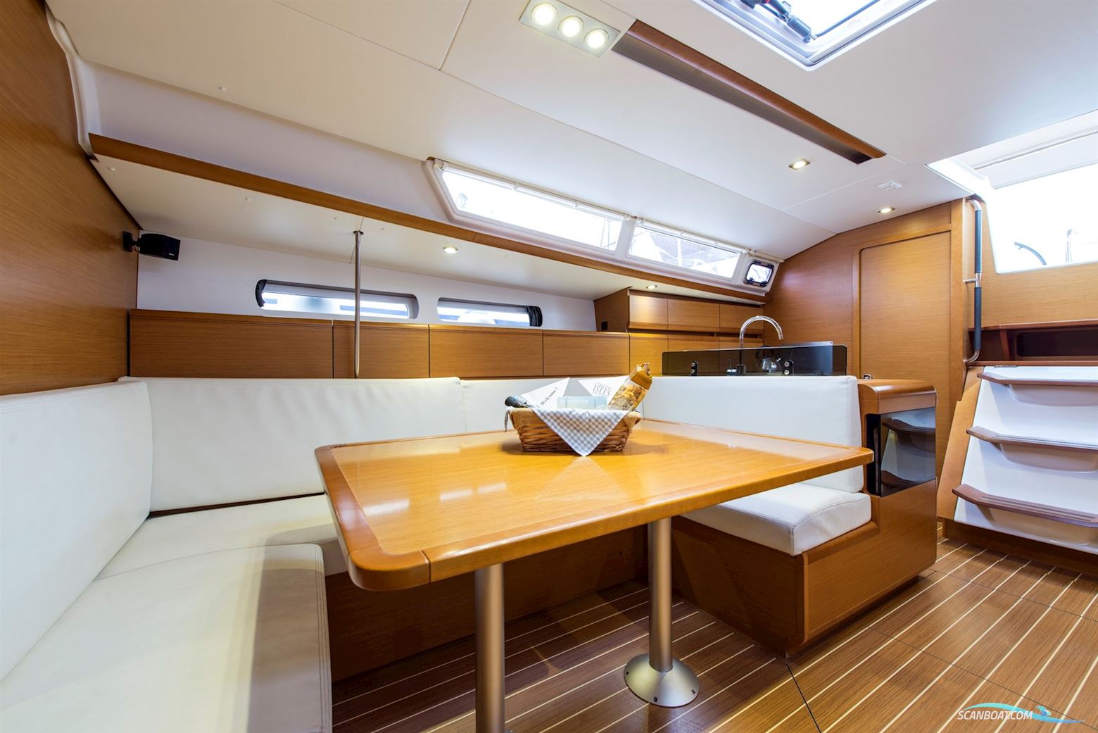 Jeanneau SUN ODYSSEY 439