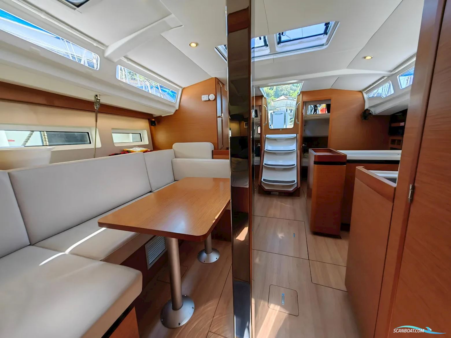 Jeanneau Sun Odyssey 440