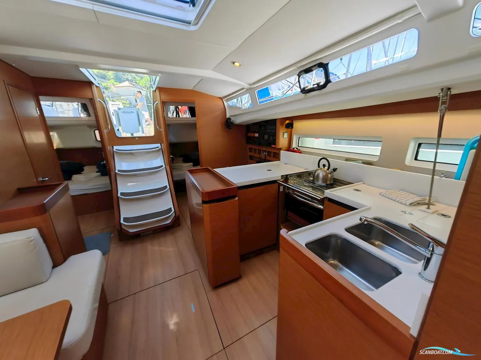 Jeanneau Sun Odyssey 440