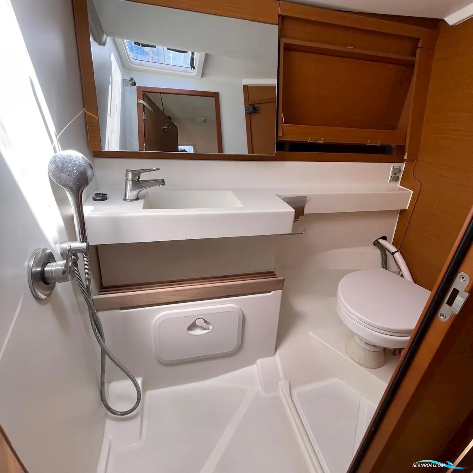 Jeanneau Sun Odyssey 440