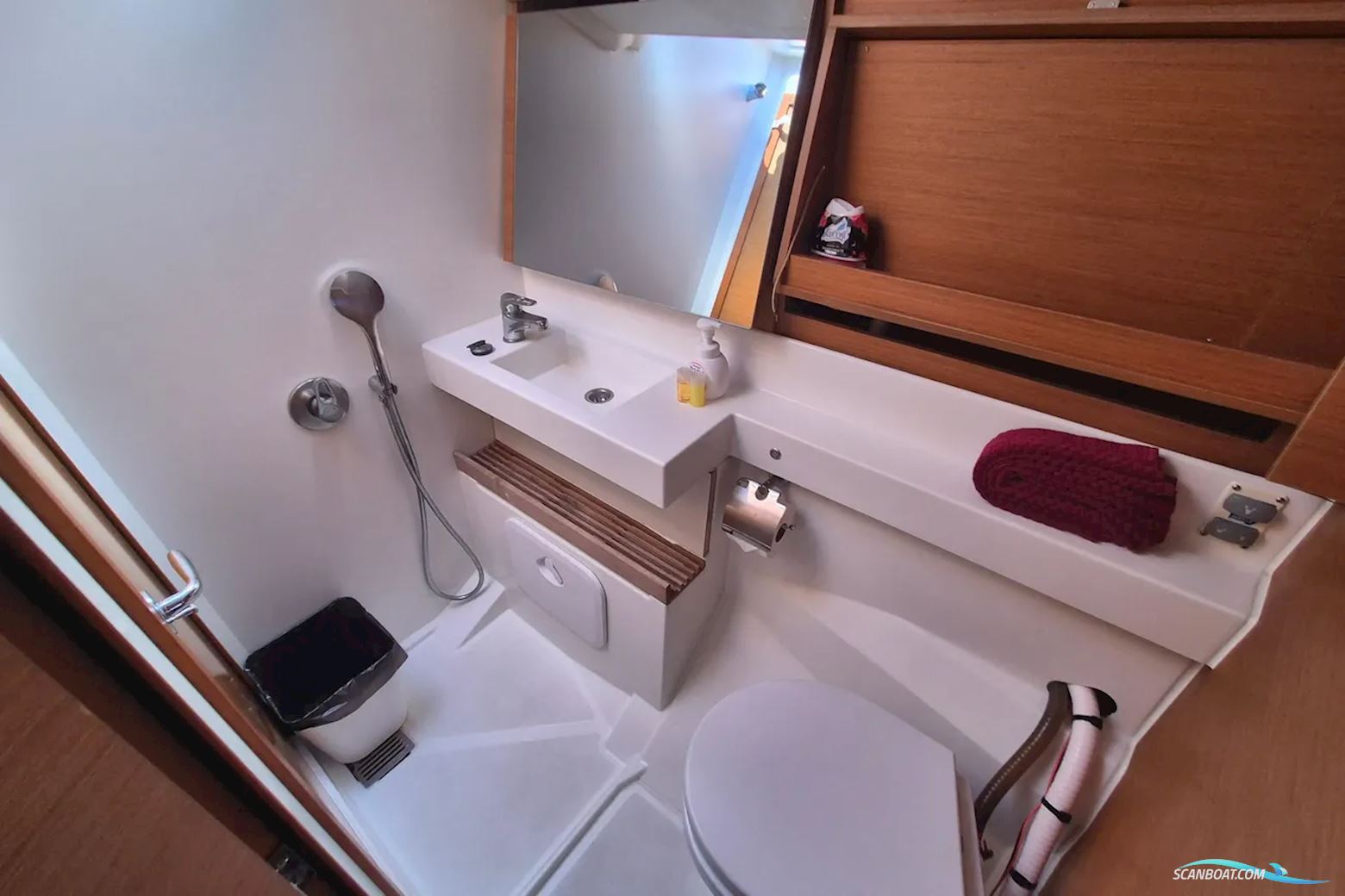 Jeanneau Sun Odyssey 440