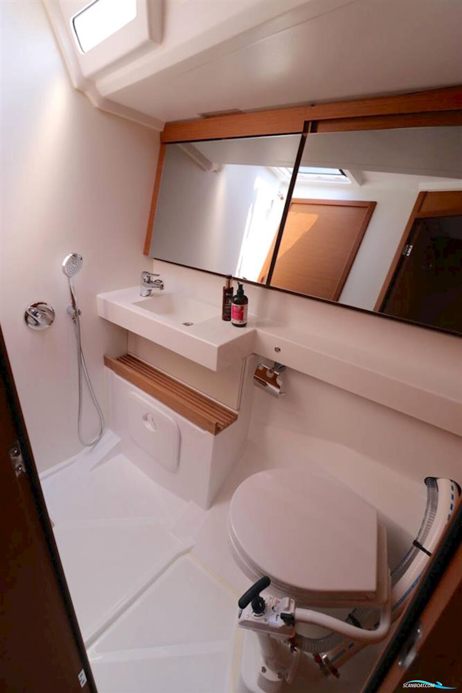 Jeanneau Sun Odyssey 440