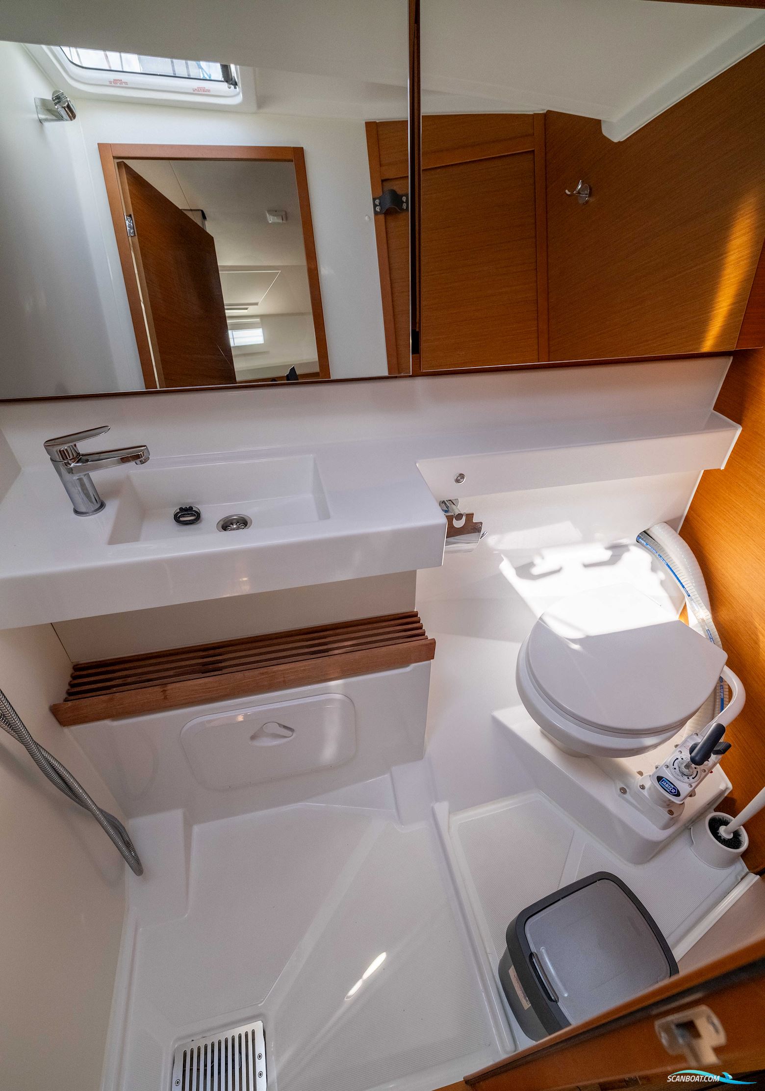 Jeanneau Sun Odyssey 440