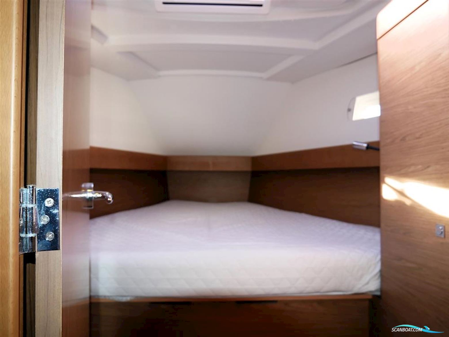 Jeanneau Sun Odyssey 44DS