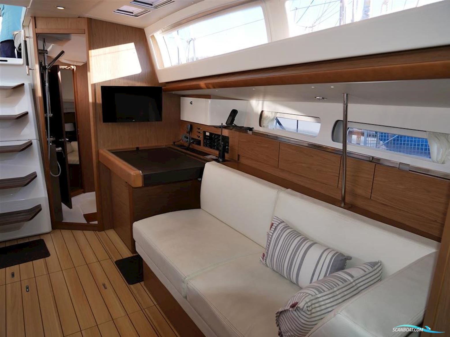 Jeanneau Sun Odyssey 44DS