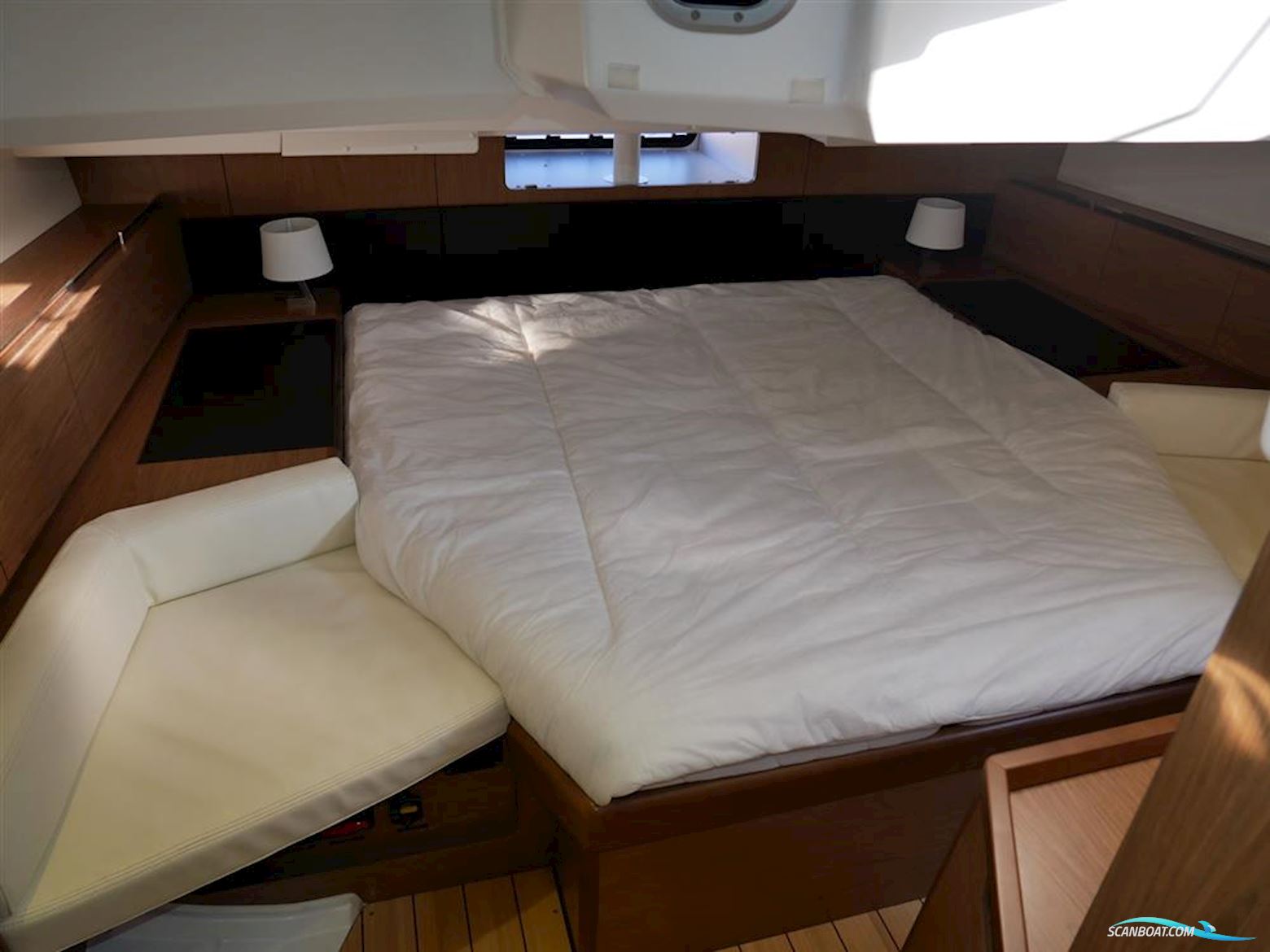 Jeanneau Sun Odyssey 44DS