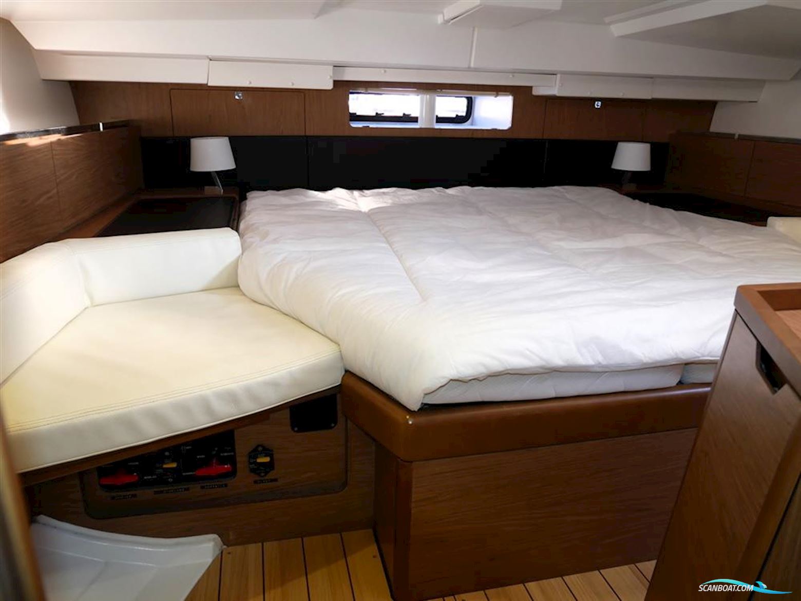 Jeanneau Sun Odyssey 44DS