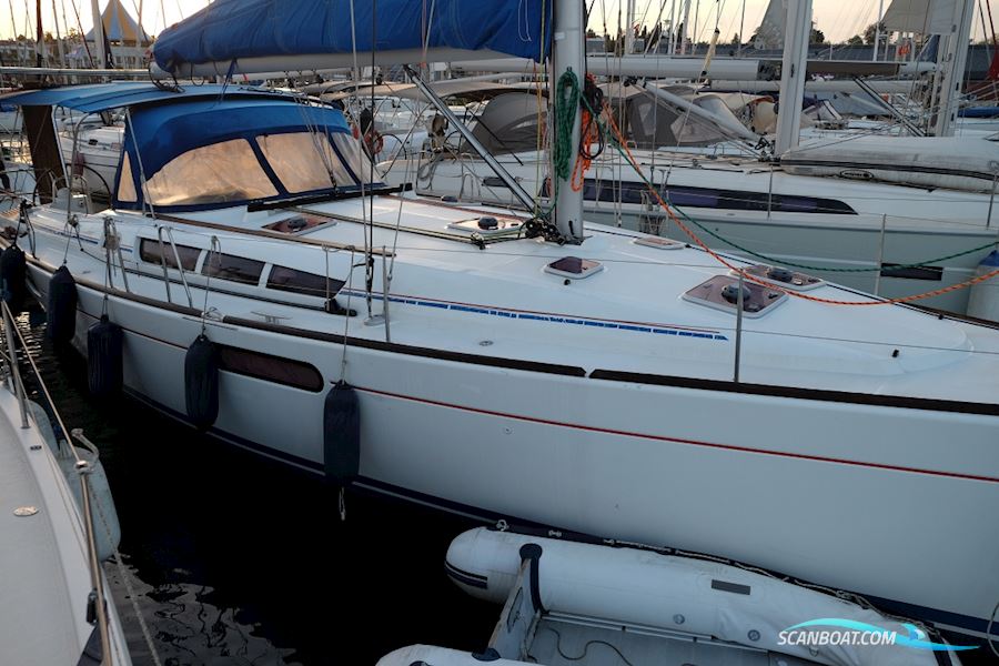 Jeanneau Sun Odyssey 44i Owners Version