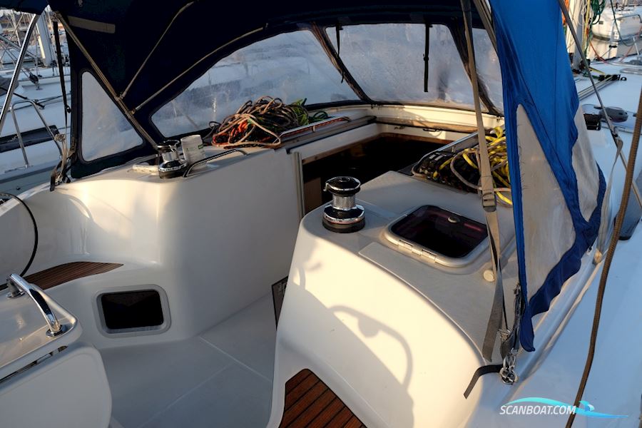 Jeanneau Sun Odyssey 44i Owners Version