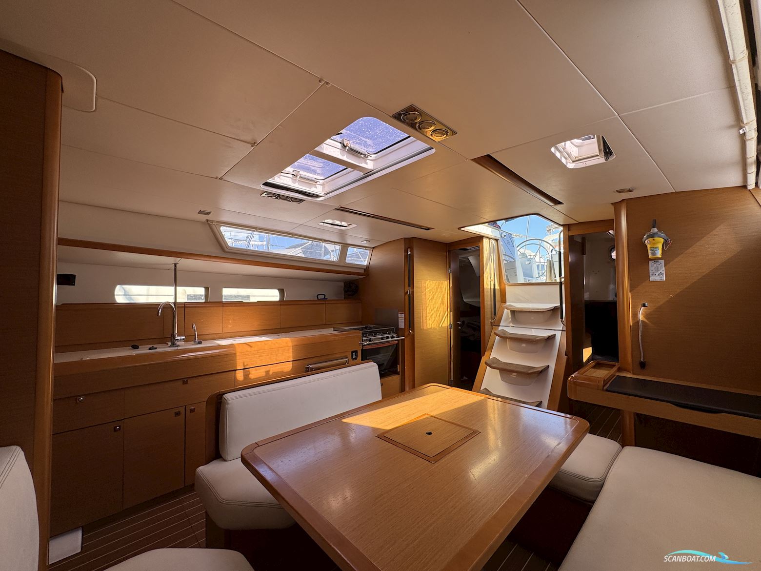 Jeanneau Sun Odyssey 469