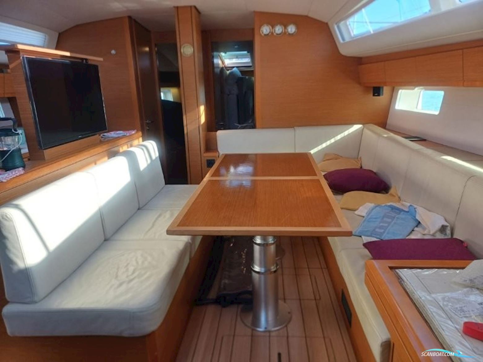 Jeanneau Sun Odyssey 54