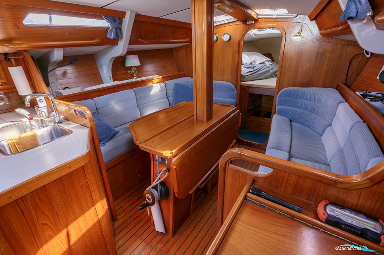 Jeanneau Sunshine 38 centerboard