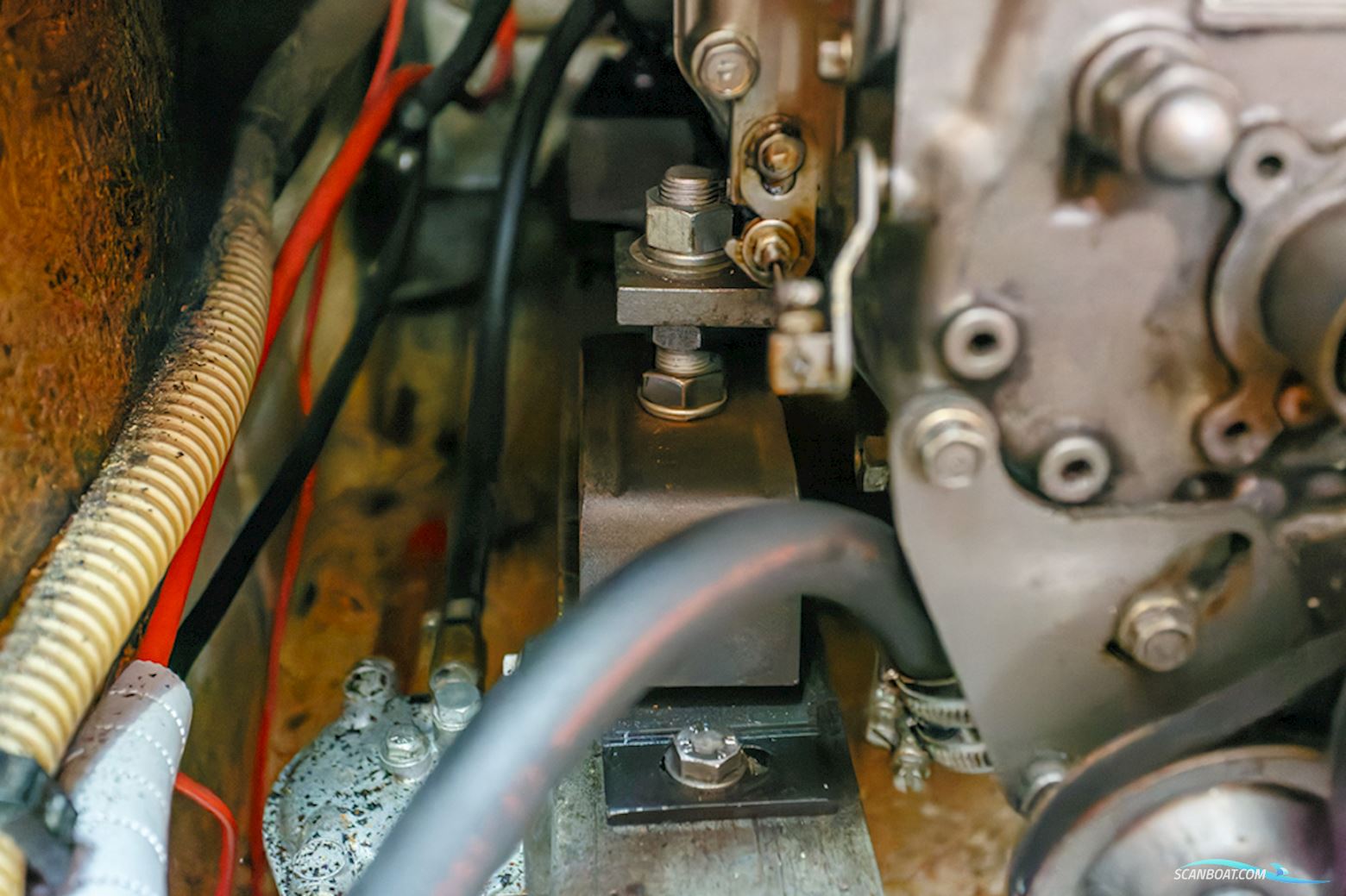 Jeanneau Sunshine 38 centerboard