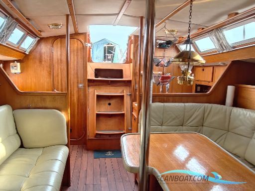 Jeanneau Sunshine Régate 38