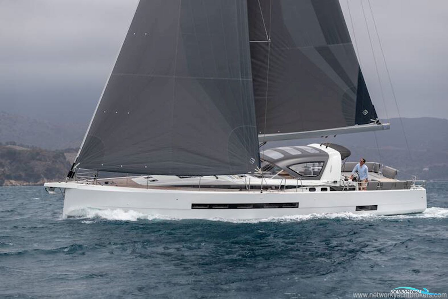 Jeanneau Yacht 55