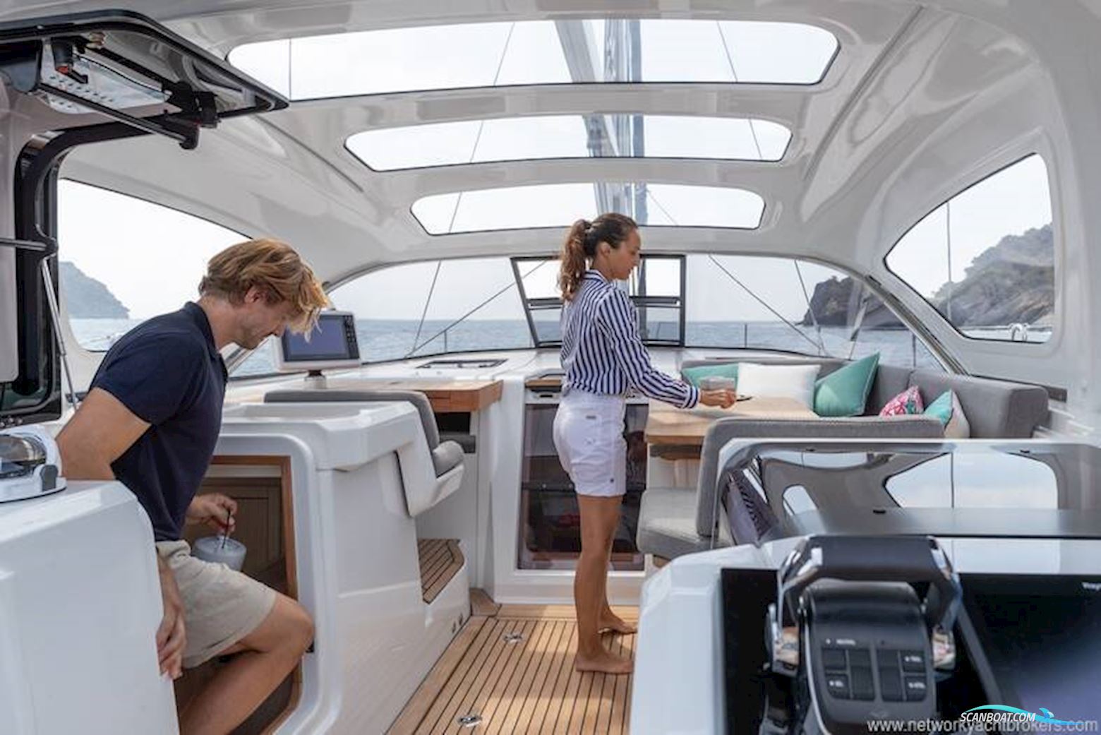 Jeanneau Yacht 55