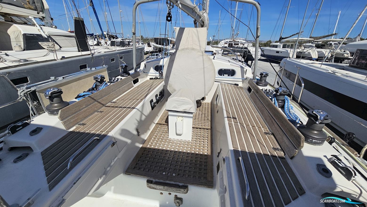 Jfa Petrel 42