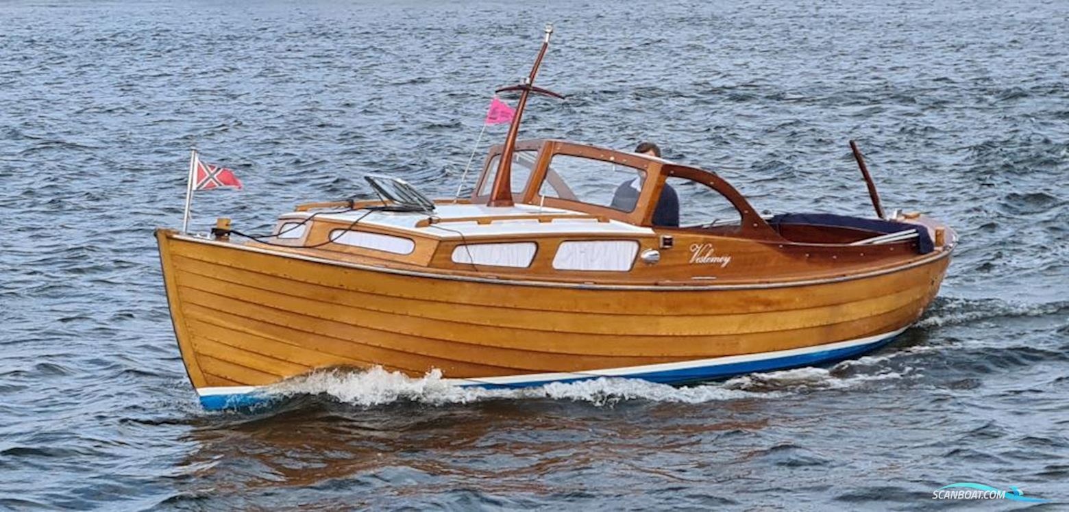 Johnsen Spitzgatter Holz Sejlbåd 1967, Tyskland