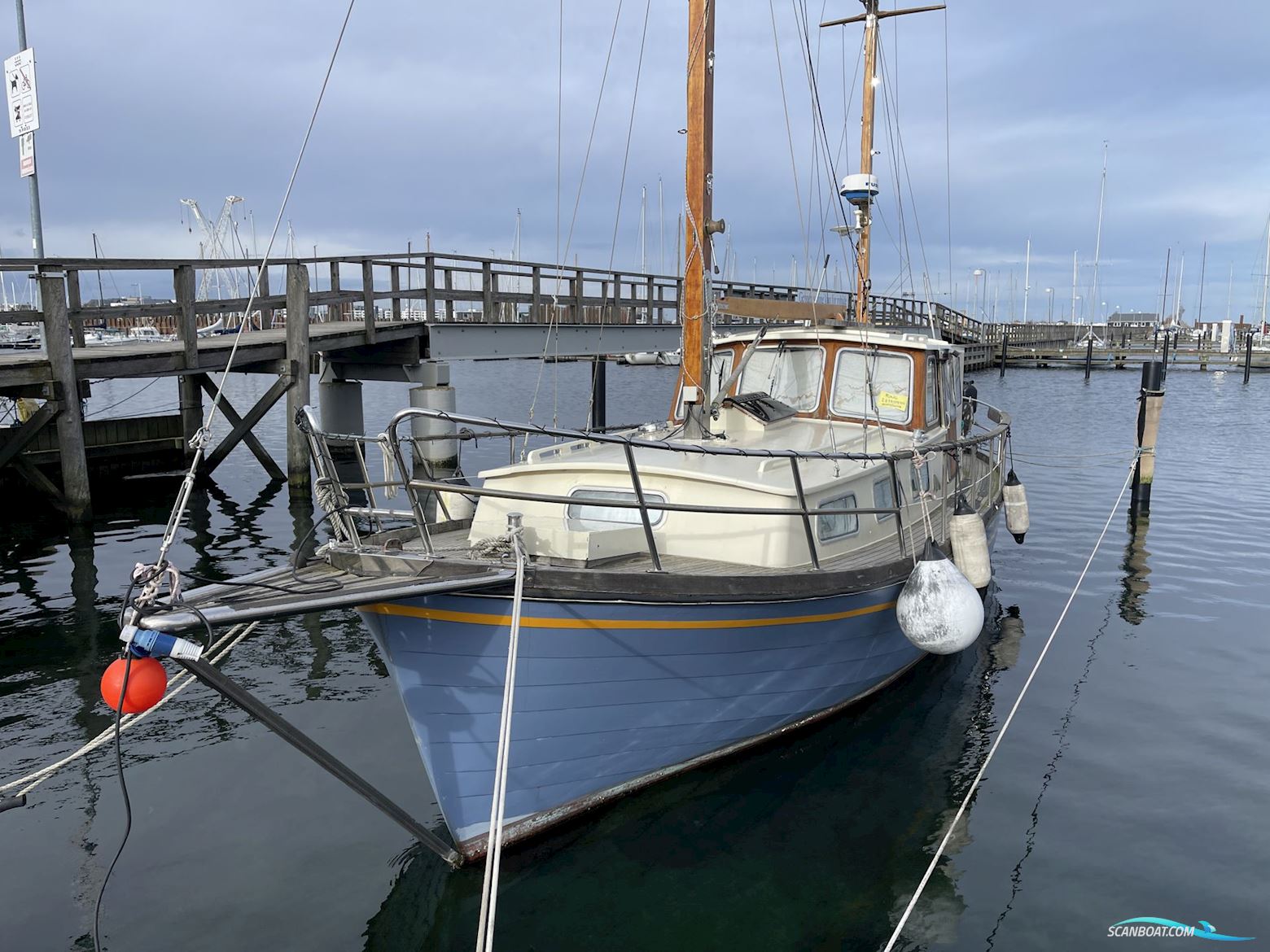 Ketch Tunakrydser 35 fod Motorsejler Sejlbåd 1974, med Perkins motor, Danmark