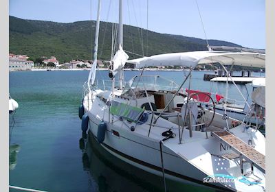 Kirie Feeling 10,90 Sejlbåd 1990, med Yanmar 3GM motor, Italien