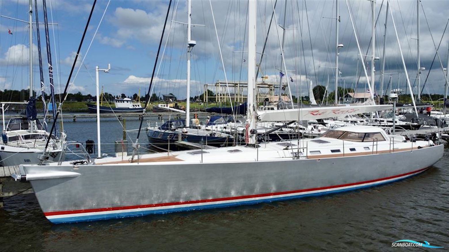 KM Yachtbuilders Stadtship 70