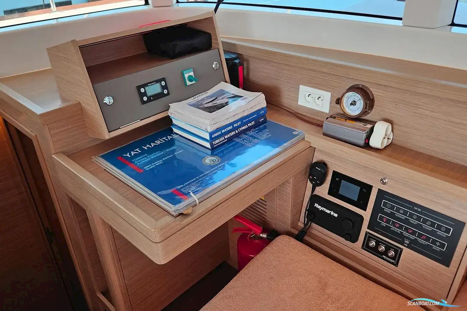 Lagoon 40