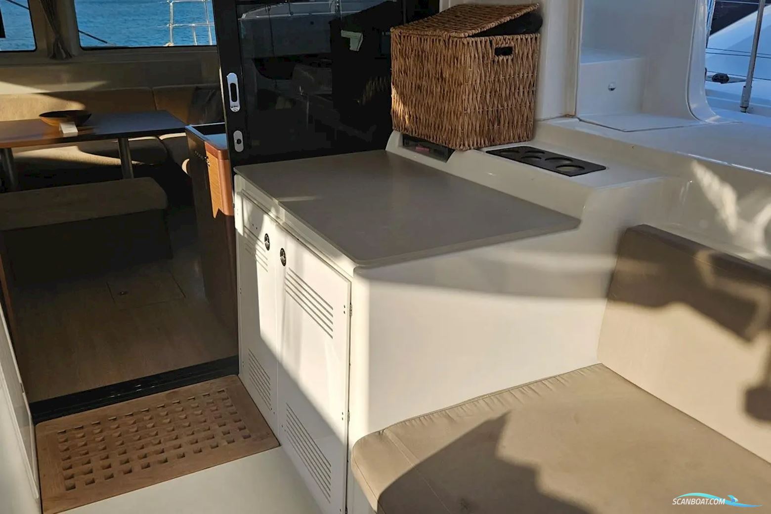 Lagoon 46