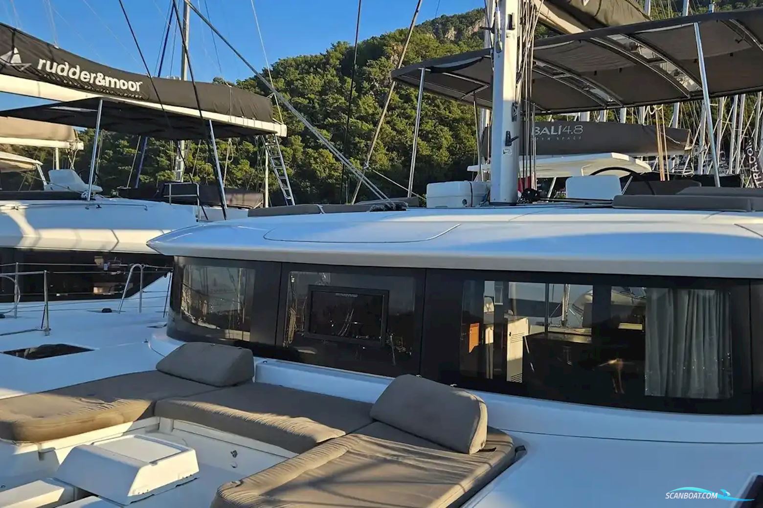 Lagoon 46