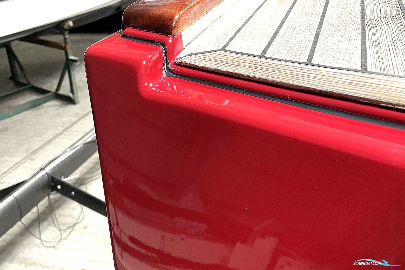 LATITUDE 46 TOFINOU 12