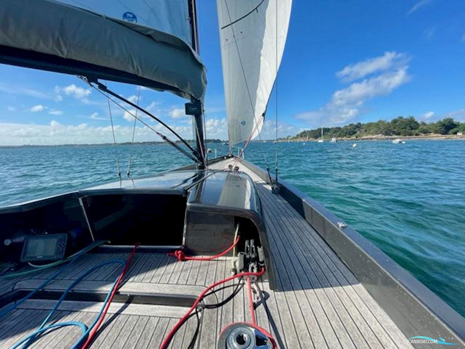Latitude Alphena One