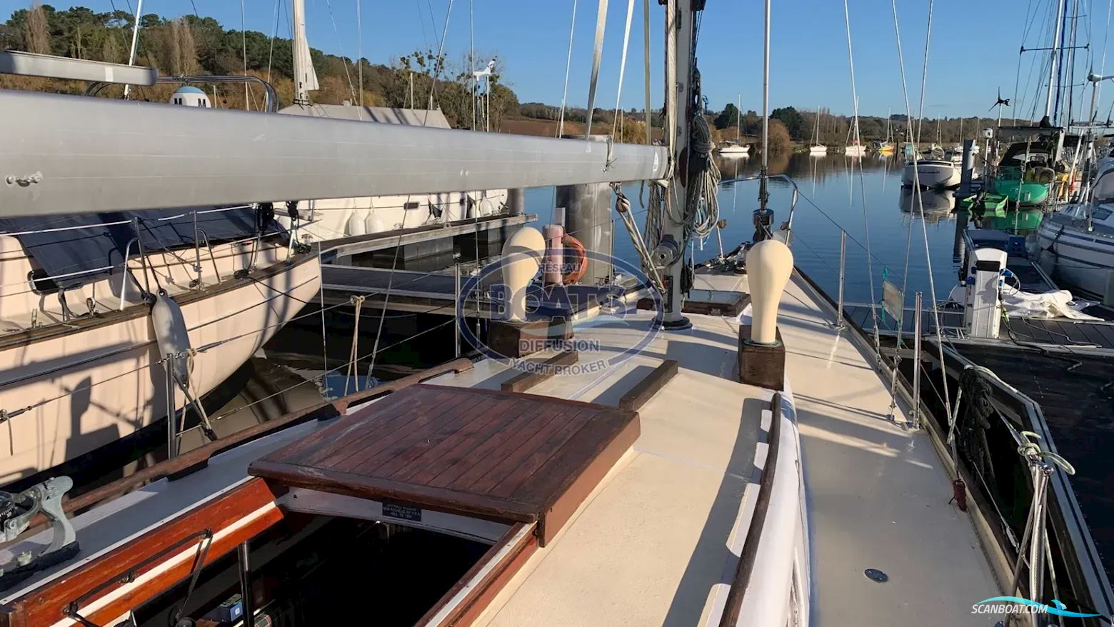 LeComte Yachts Medalist 33 Mk2