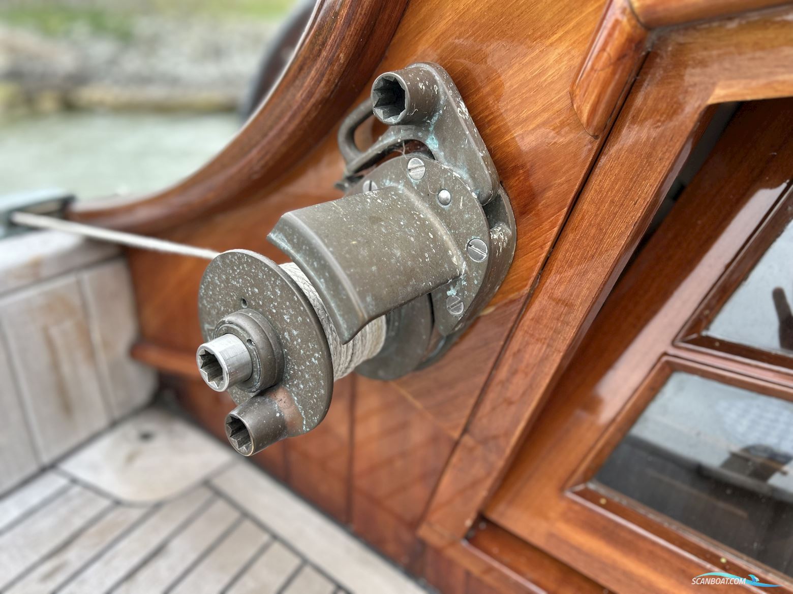 Lemsteraak Beluga Roefuitvoering Jachtuitvoering