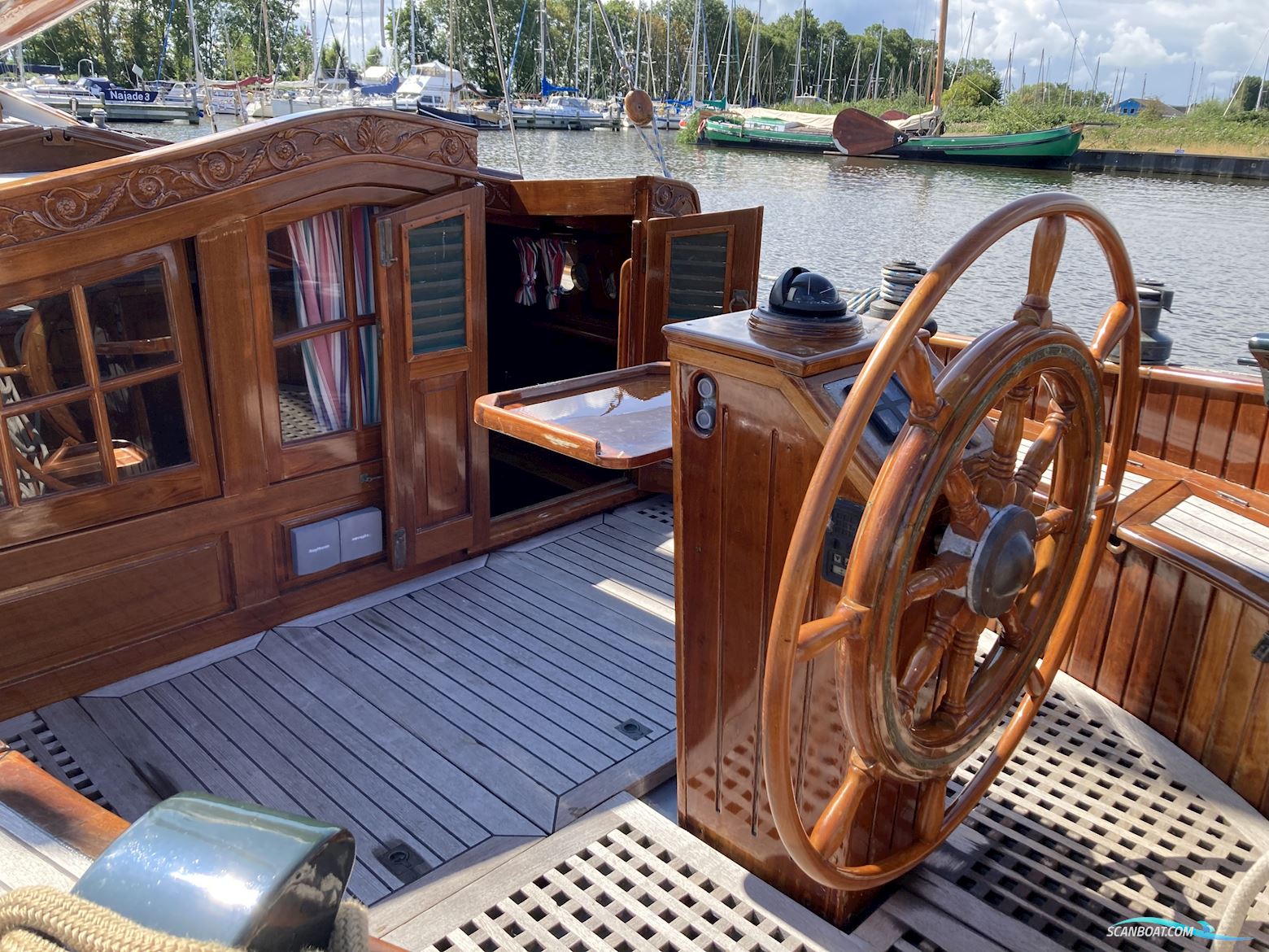 Lemsteraak Bonte Walvis - Roefuitvoering Stofberg 1320