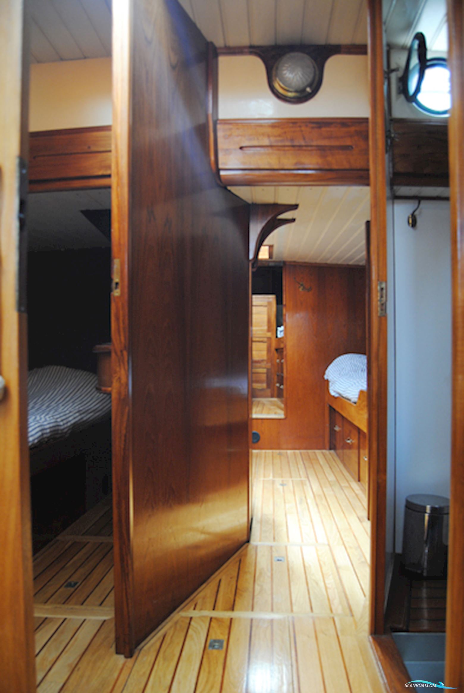 Lemsteraak Halley - Roefuitvoering