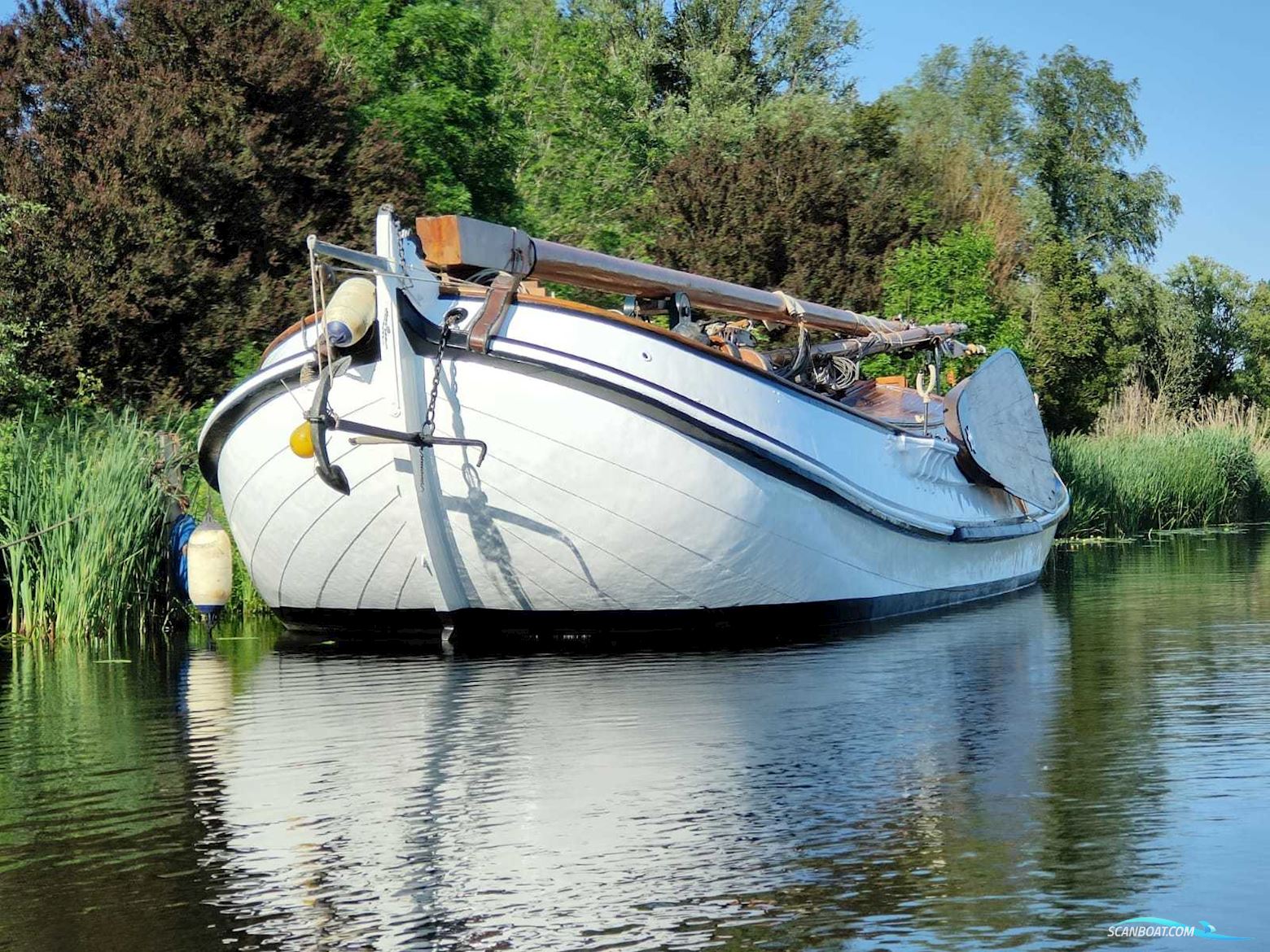 Lemsteraak Halley - Roefuitvoering