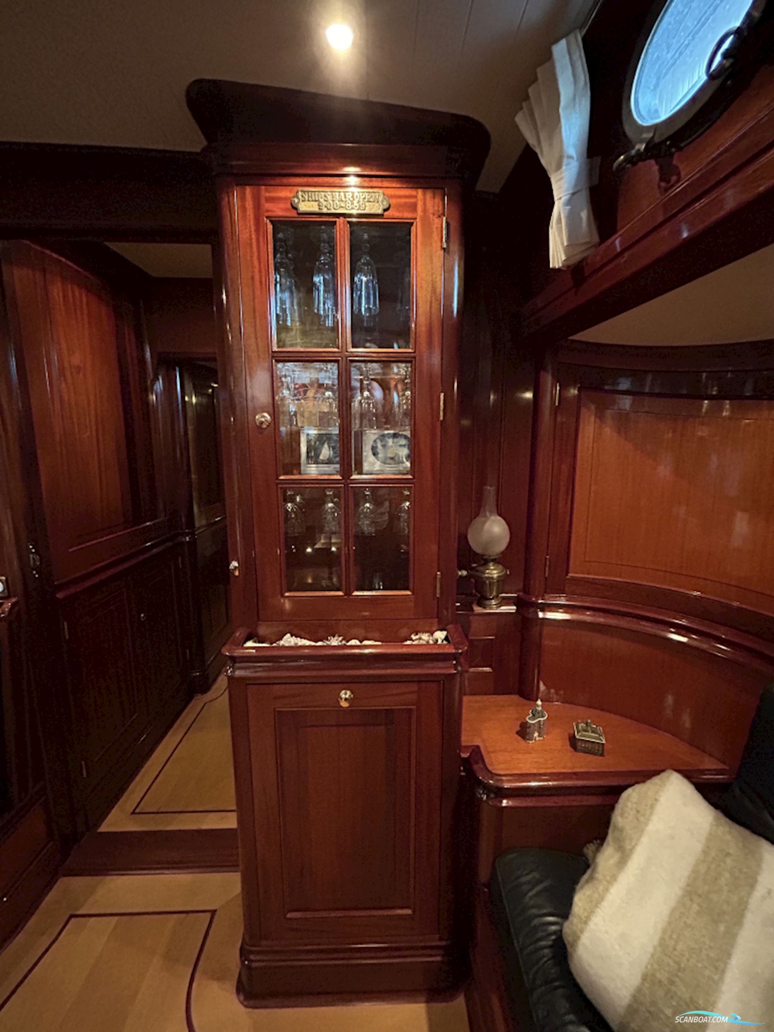 Lemsteraak Roefmodel - Walrus 1600