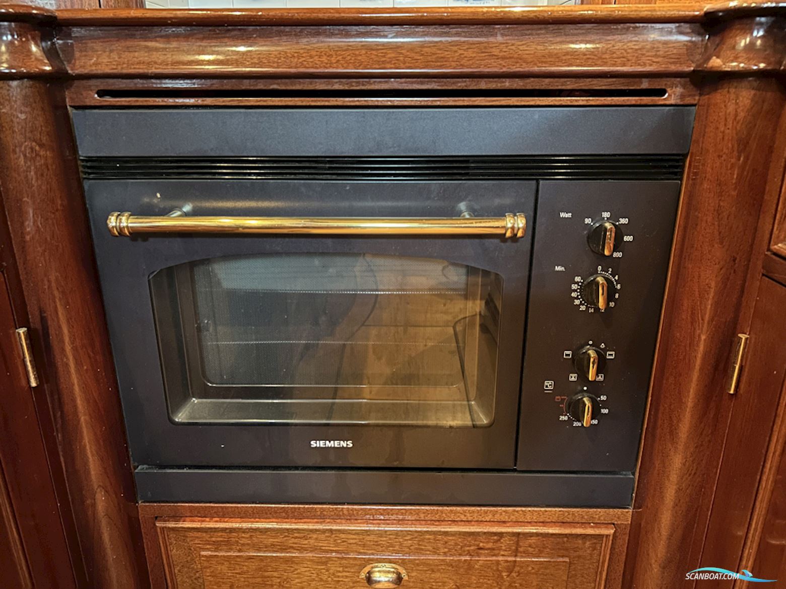 Lemsteraak Roefmodel - Walrus 1600