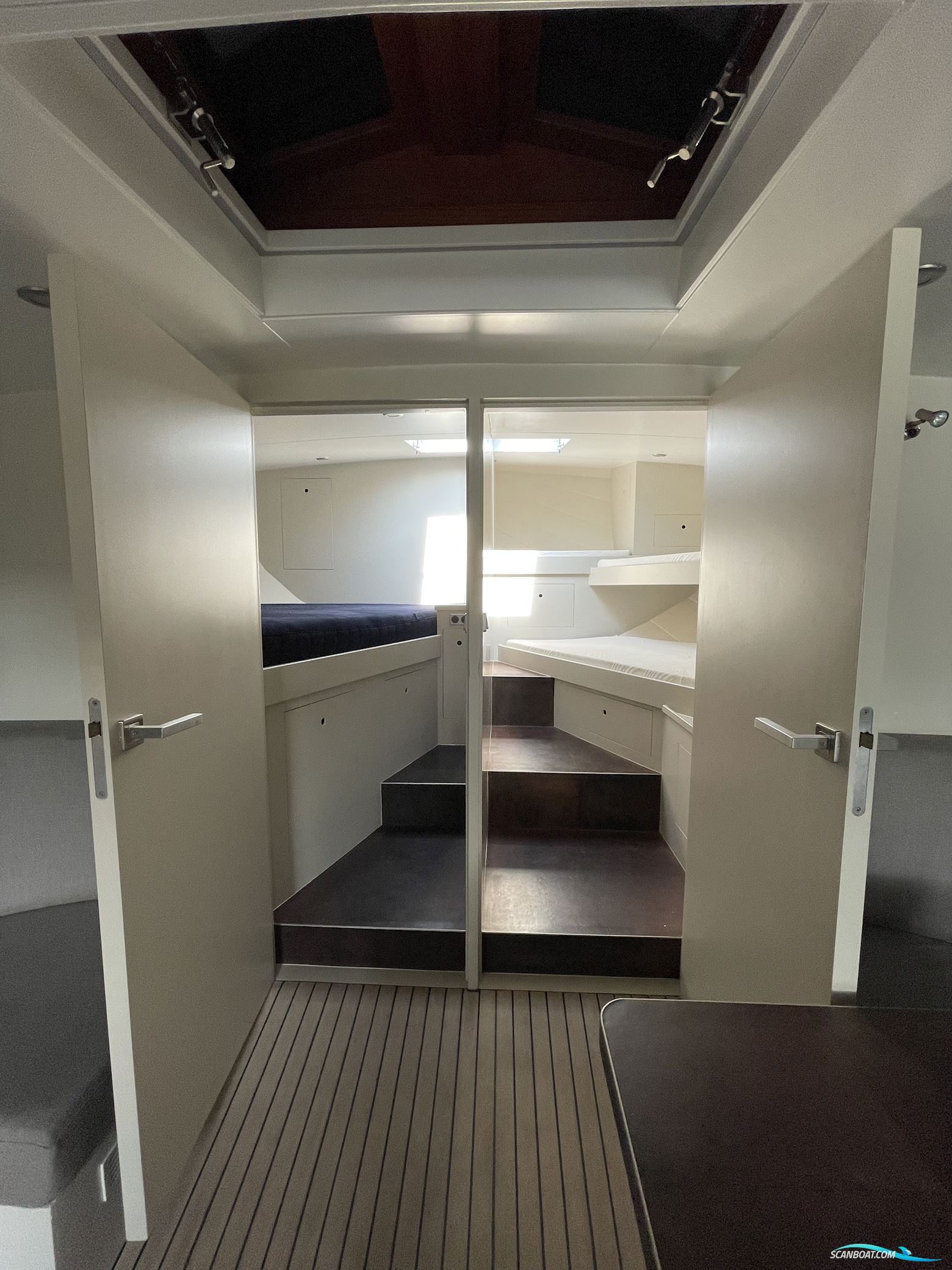 Lemsteraak Warber VA210 - Visserman Uitvoering